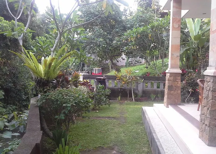 Dewi Ayu Pensión